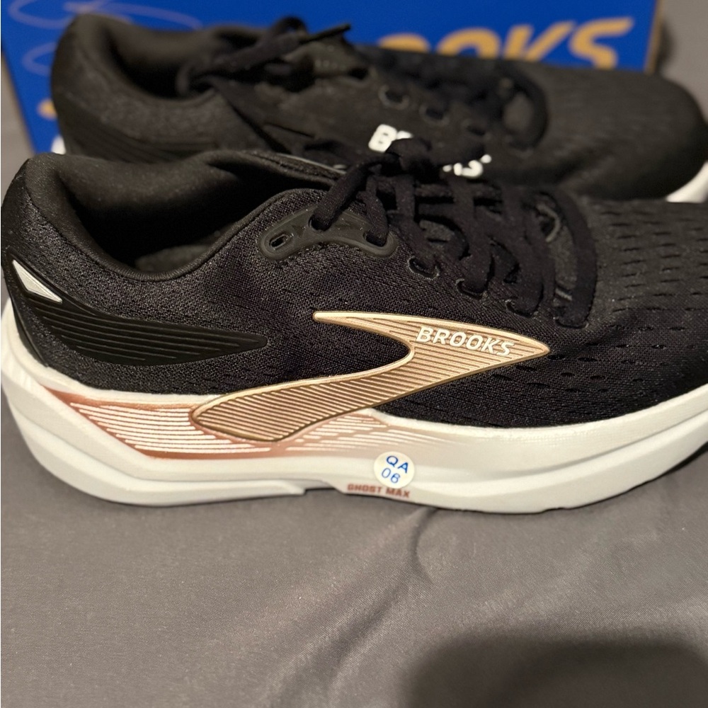 Brand New Brooks Ghost Max 3 Running Shoes, Women’s 7 Wide - Picture 4 of 7